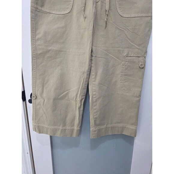 Eddie Bauer Size 12 Tan Khaki Capri Cargo Pants Wide Leg Utility Hiking - Picture 13 of 16